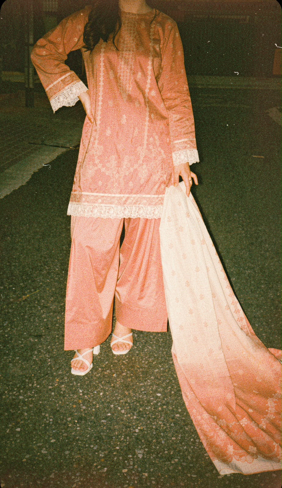 Peach Royale Printed Lawn Ready-to-Wear Farshi Shalwar Set ✨